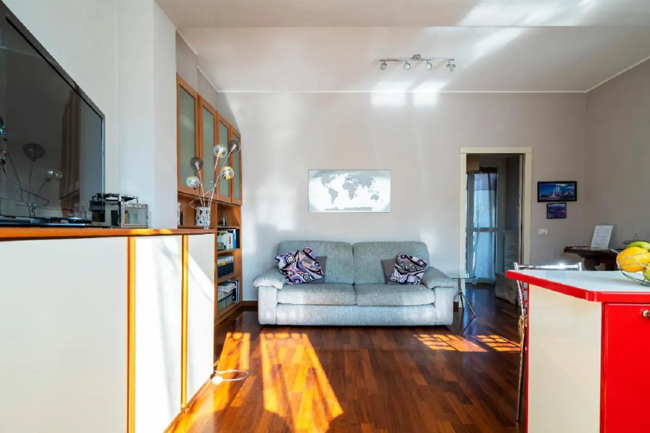 Likehome Milano - Via Coni Zugna Milan
